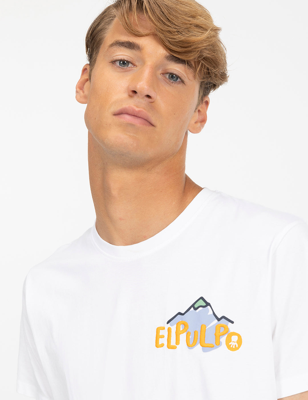 CAMISETA ESTAMPADO MONTAÑAS DIBUJADAS BLANCO PURO