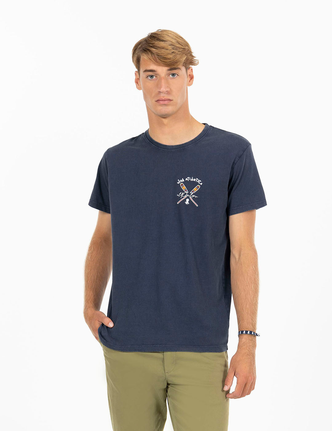 DELAVÉ NAVY BLUE ETHNIC OARS PRINT T-SHIRT