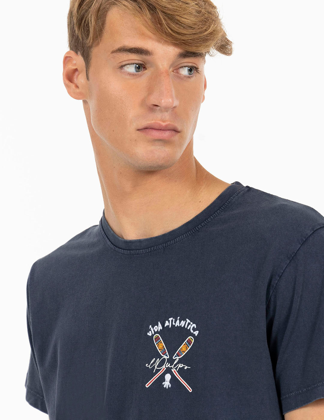 DELAVÉ NAVY BLUE ETHNIC OARS PRINT T-SHIRT