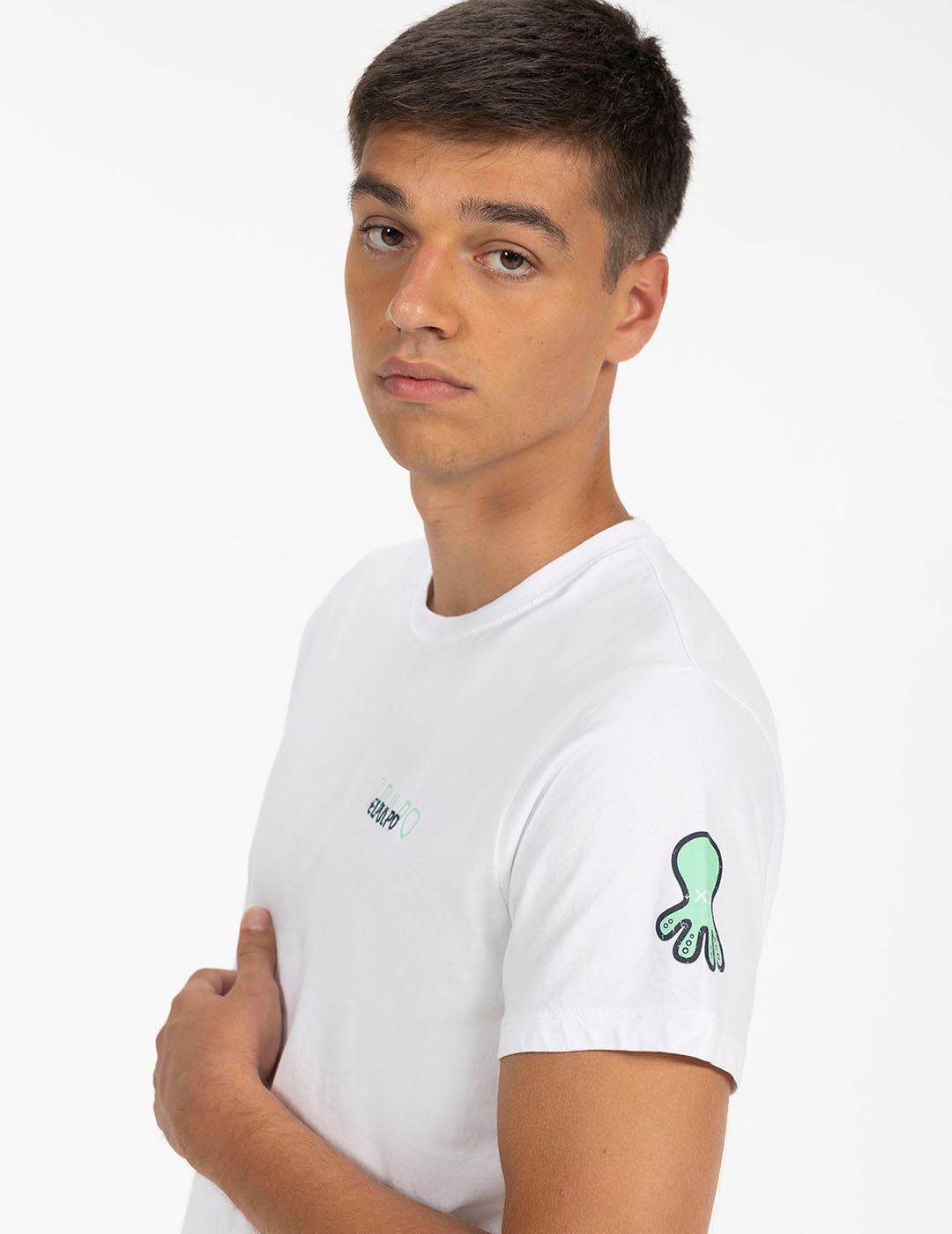 CAMISETA ESTAMPADO TRIPLE LOGO DESGASTADO BLANCO PURO