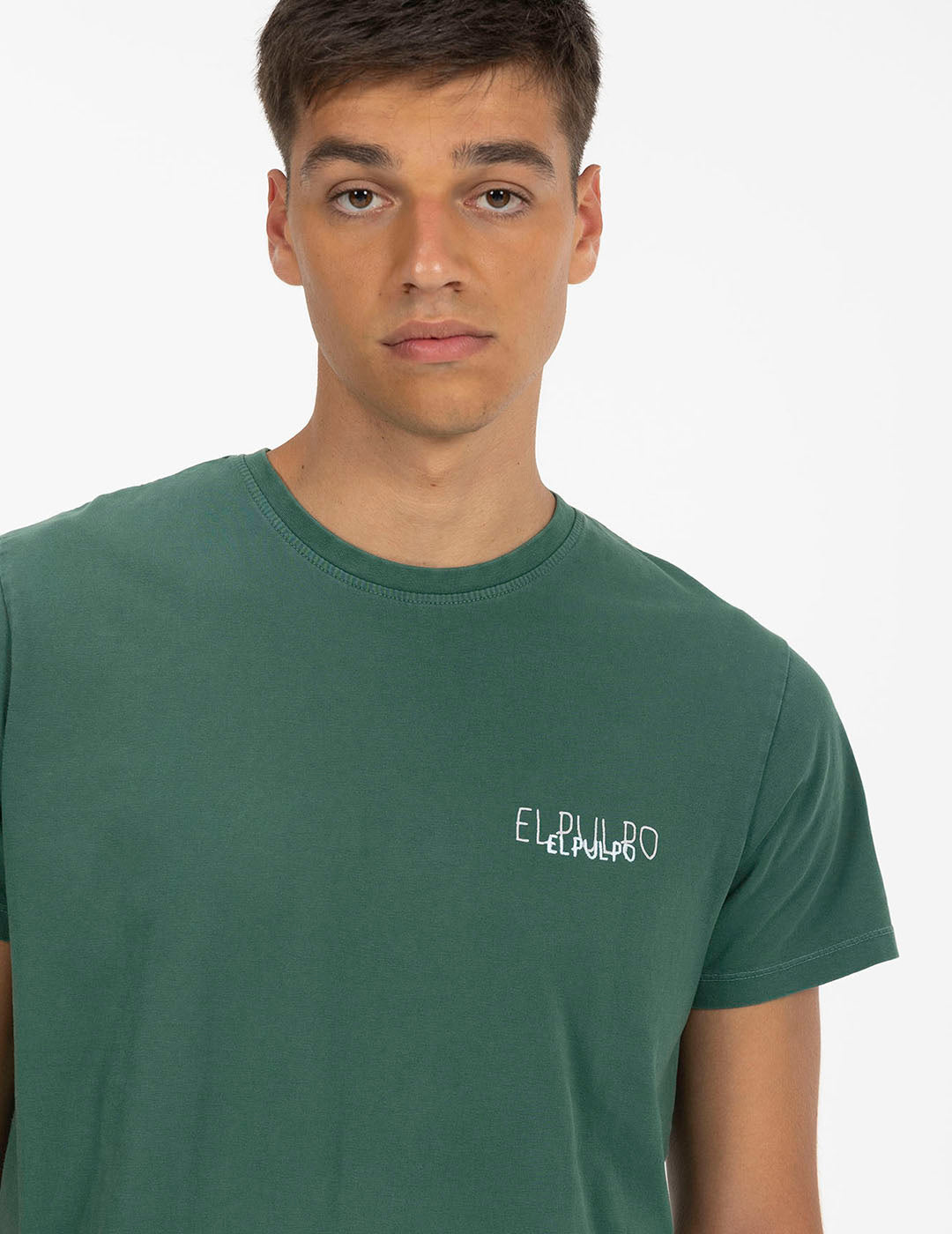 CAMISETA ESTAMPADO TRIPLE LOGO DESGASTADO VERDE INGLÉS