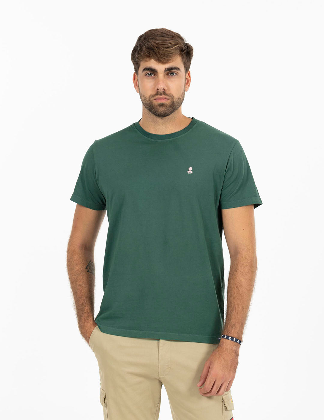 CAMISETA BORDADO LOGO CONTRASTE VERDE INGLÉS