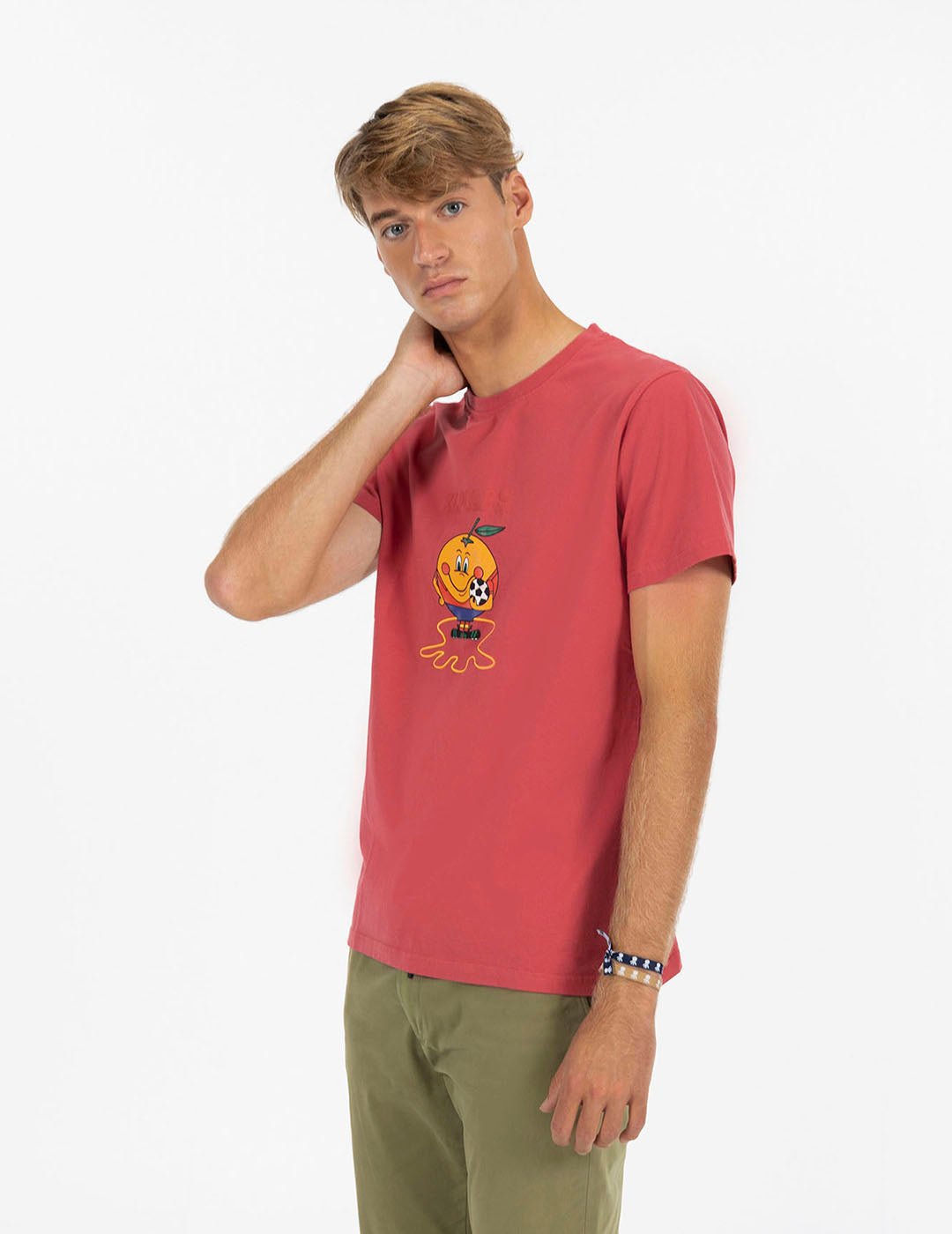 CAMISETA ESTAMPADO ELPULPO Y NARANJITO ROJO DELAVÉ