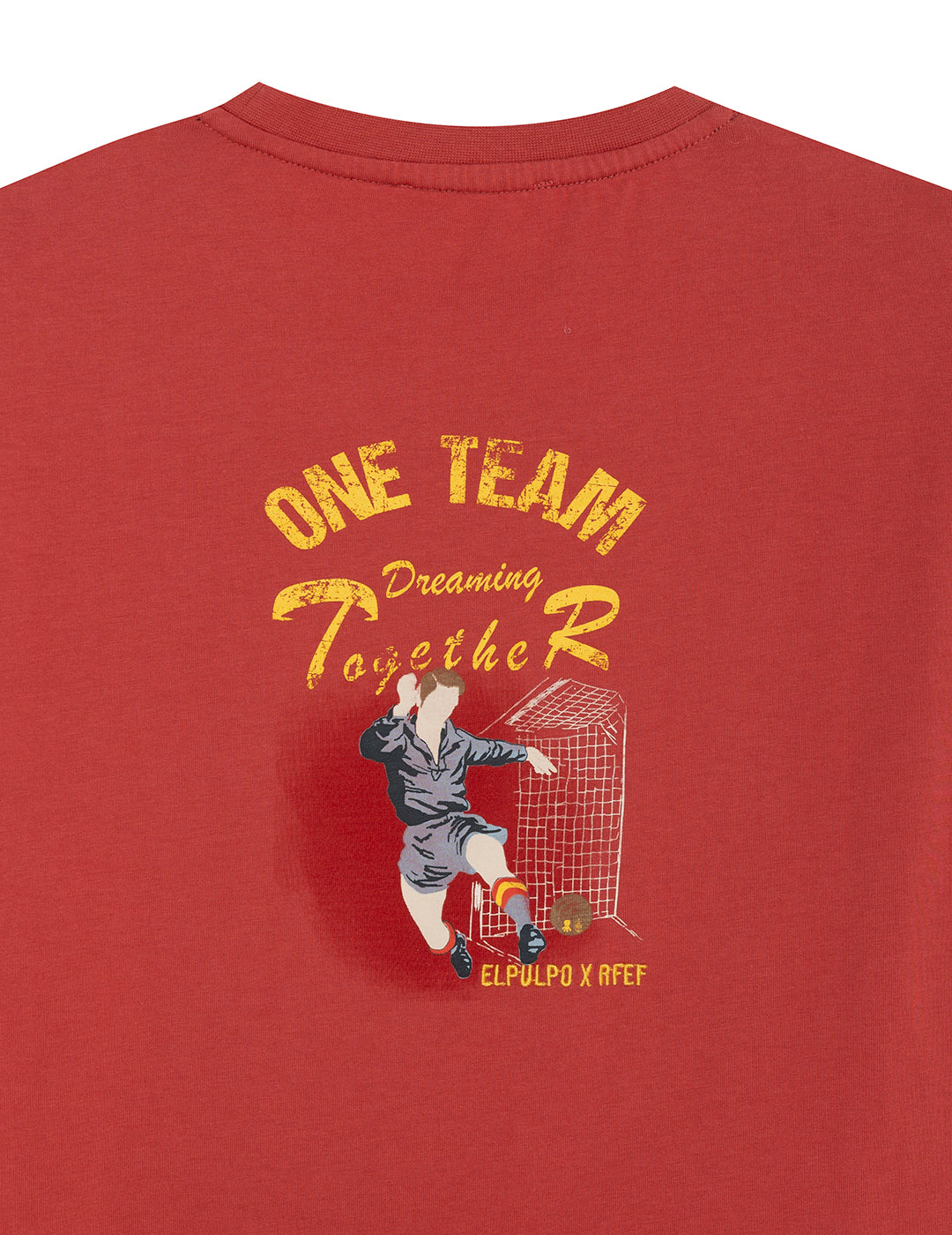 CAMISETA ESTAMPADO GRÁFICO DESGASTADO FÚTBOL ROJO DELAVÉ