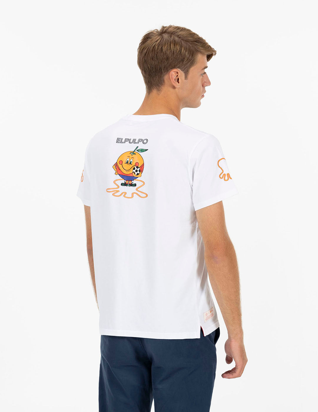 CAMISETA ESTAMPADO TRIPLE EMBLEMA NARANJITO BLANCO PURO