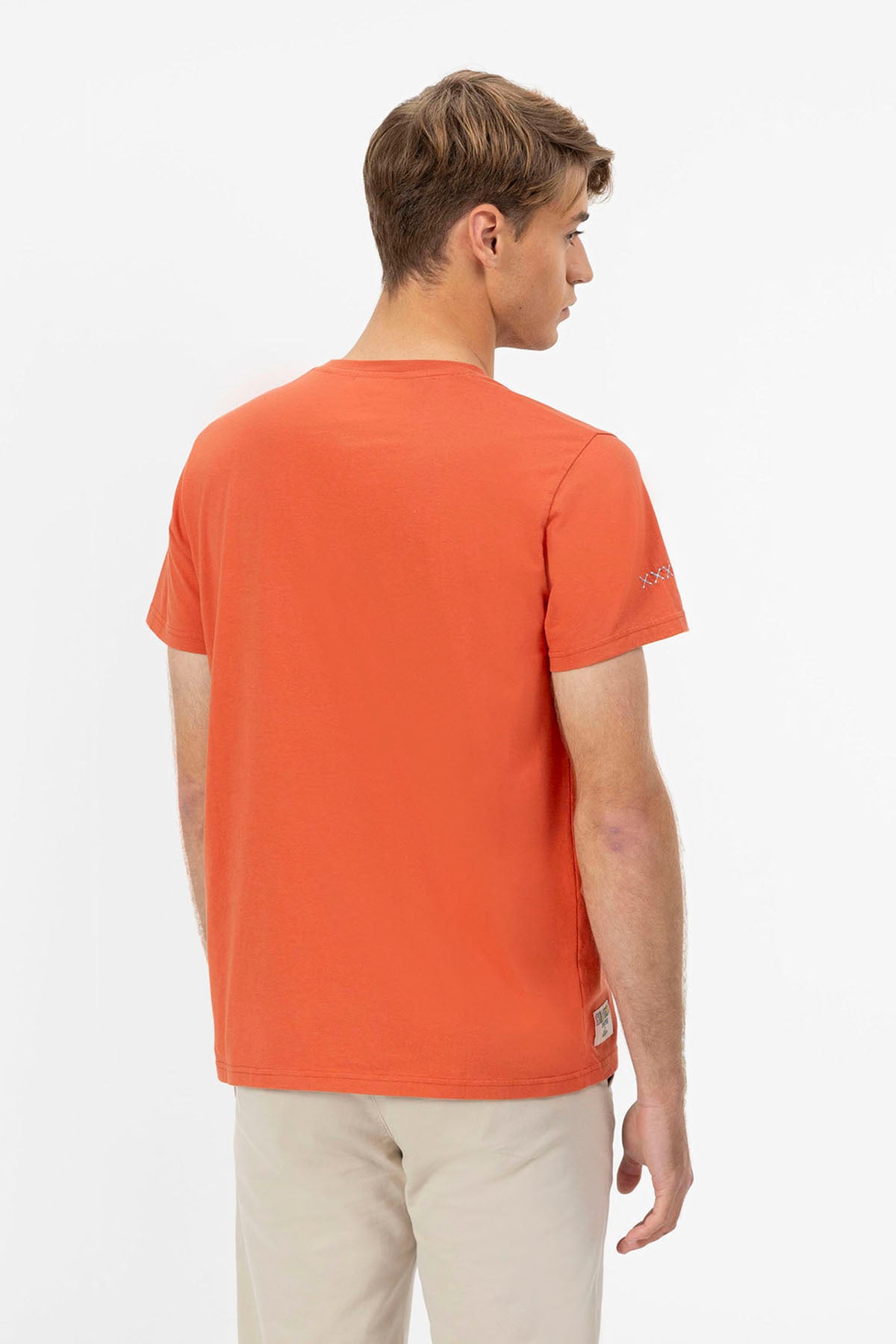 T-SHIRT WITH EMBROIDERED ELPULPO LOGO IN TERRACOTTA TONE