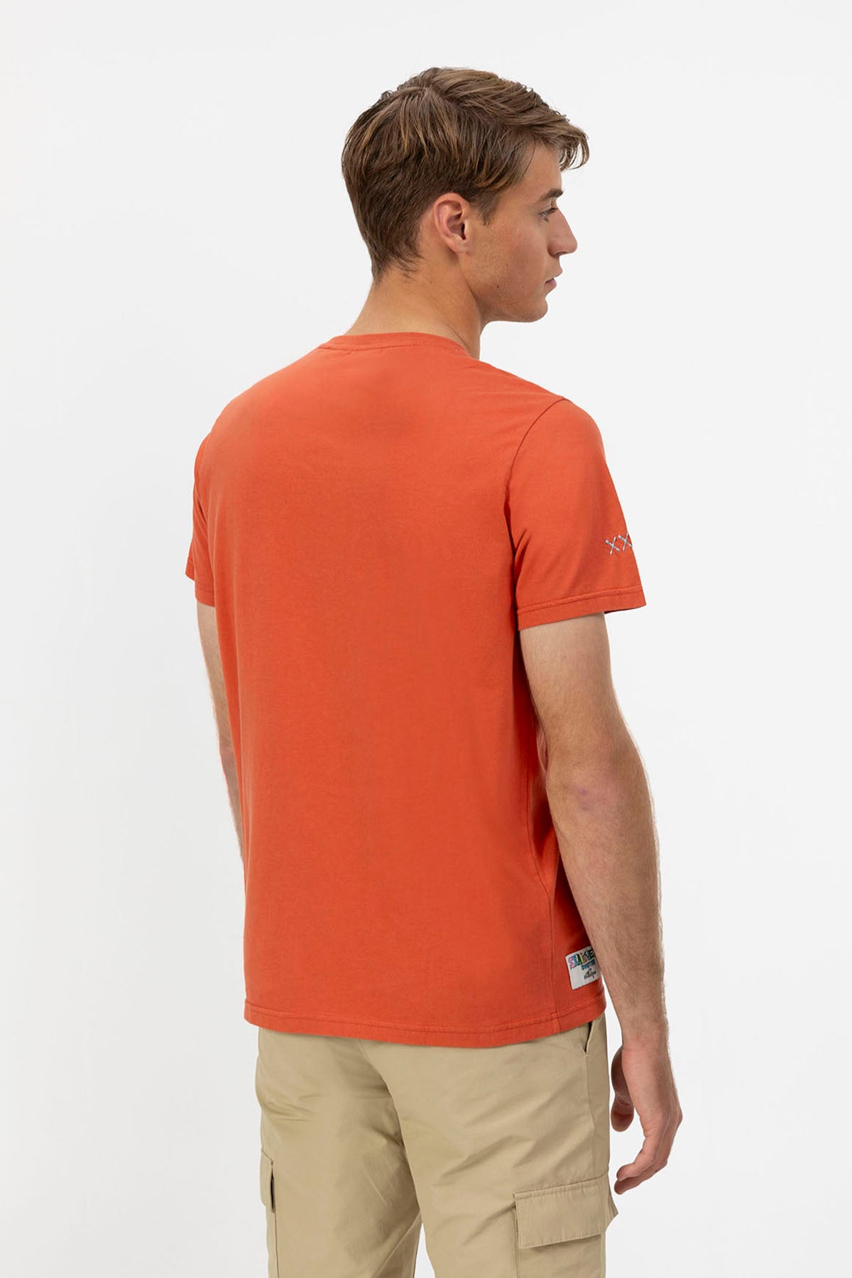 T-SHIRT WITH TERRACOTTA OAR PRINT