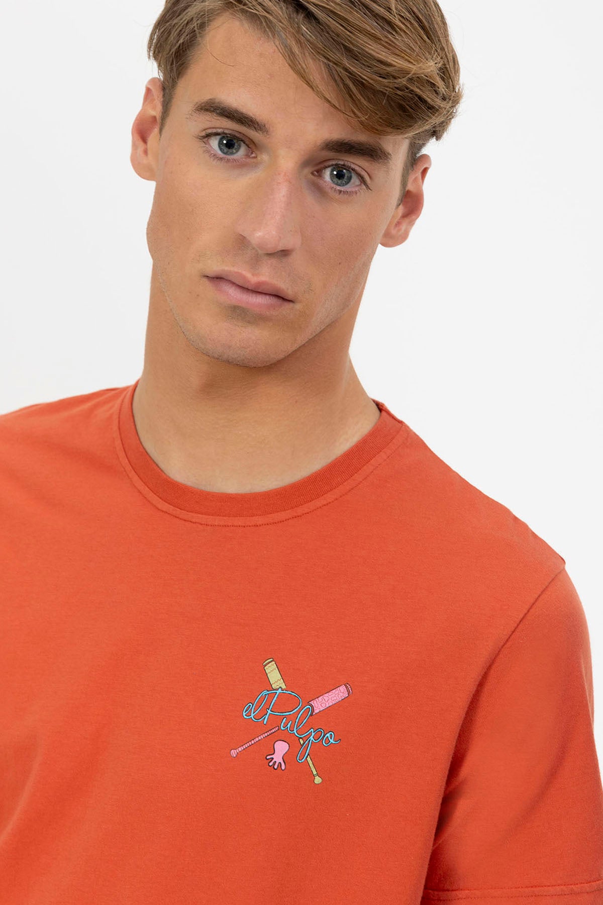 T-SHIRT WITH TERRACOTTA OAR PRINT