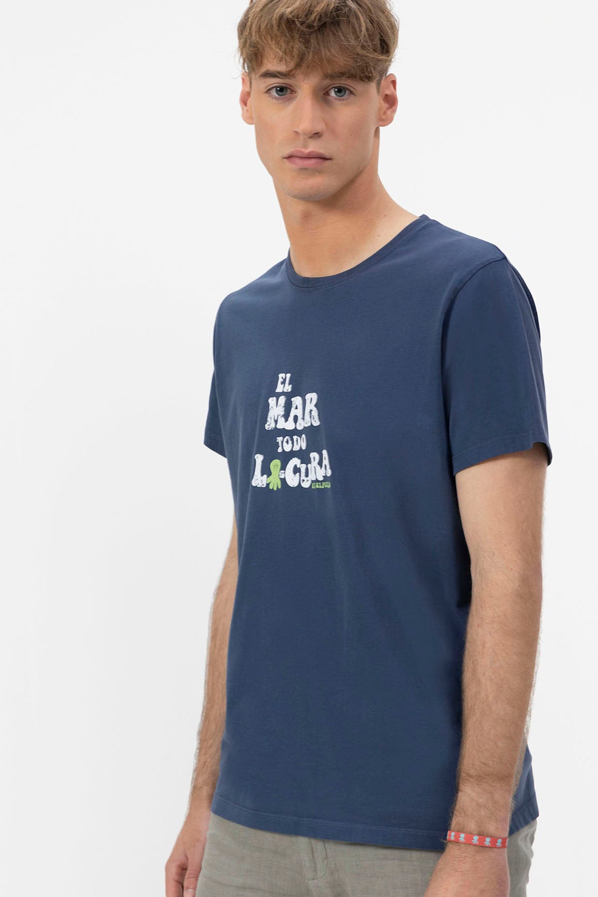 EL MAR TODO LO-CURA T-SHIRT NAVY BLUE DELAVÉ