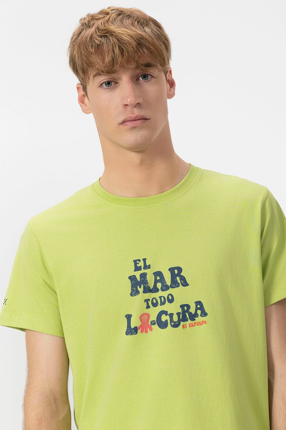 CAMISETA  EL MAR TODO LO-CURA VERDE PISTACHO