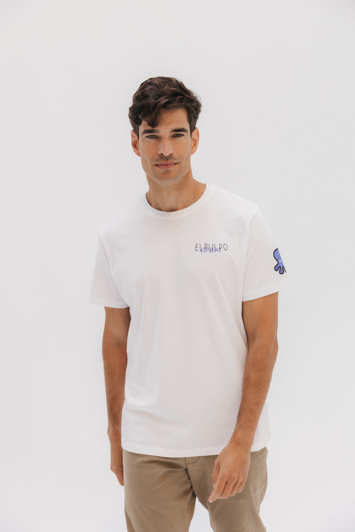 CAMISETA ESTAMPADO TRIPLE LOGO DESGASTADO BLANCO PURO