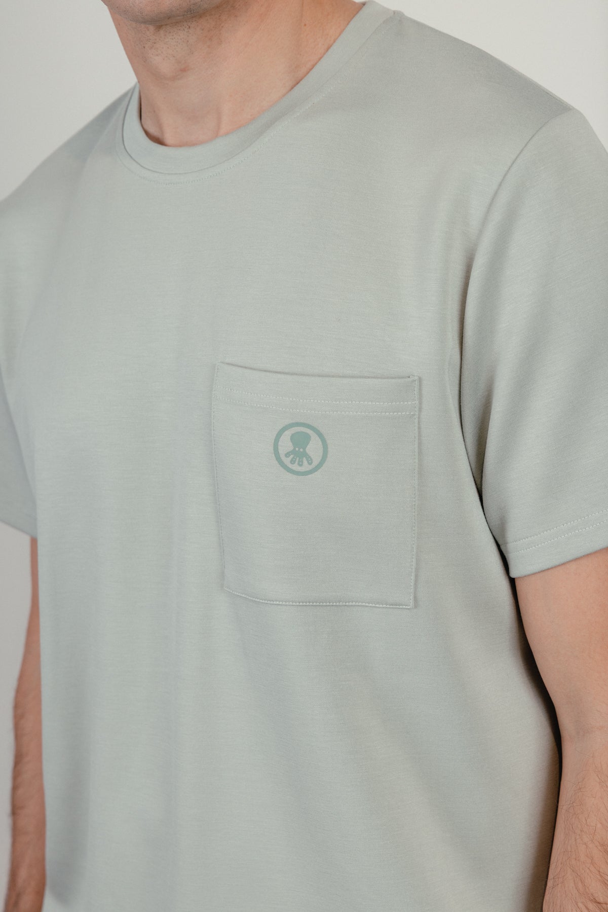 Camiseta neopreno parche engomado verde menta