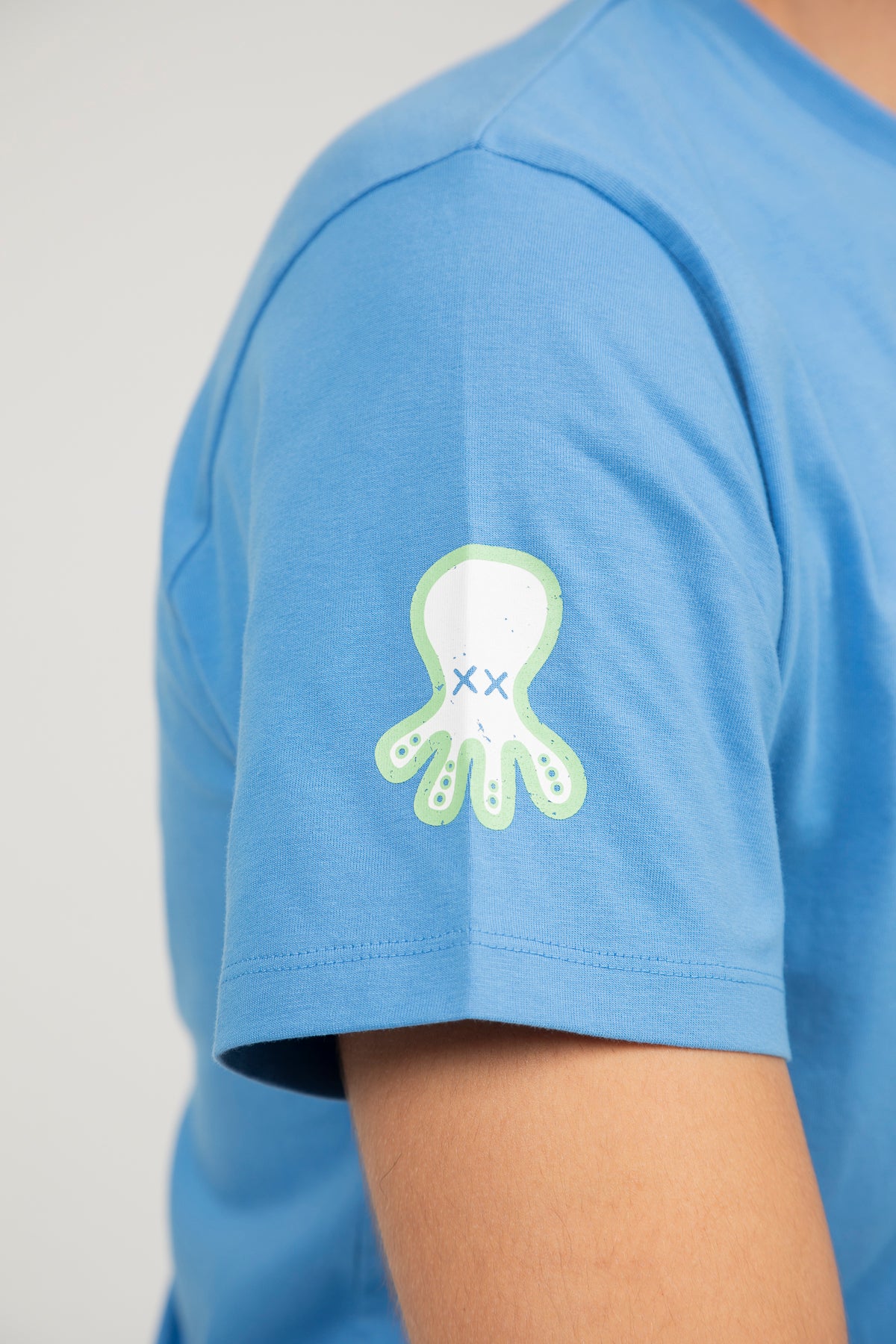 Camiseta logo multiposición azul lavanda