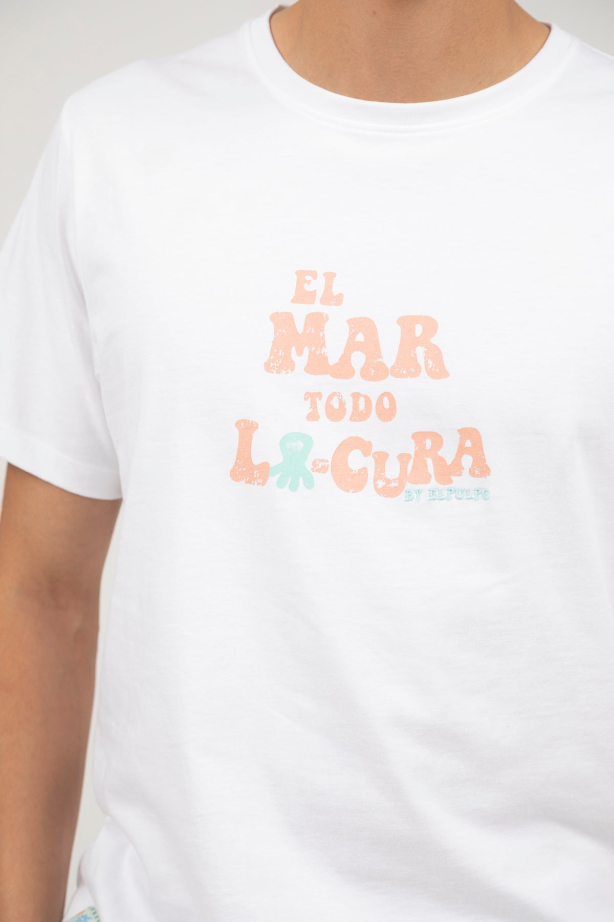 Camiseta mensaje el mar todo locura azul blanco puro