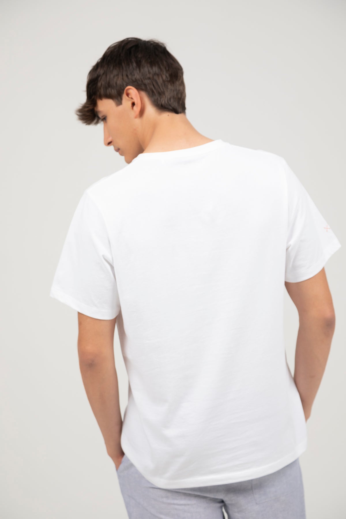 Camiseta mensaje el mar todo locura azul blanco puro