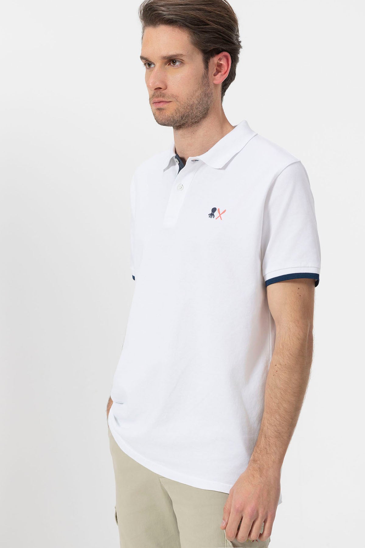 PURE WHITE ESSENTIALS EMBROIDERED POLO