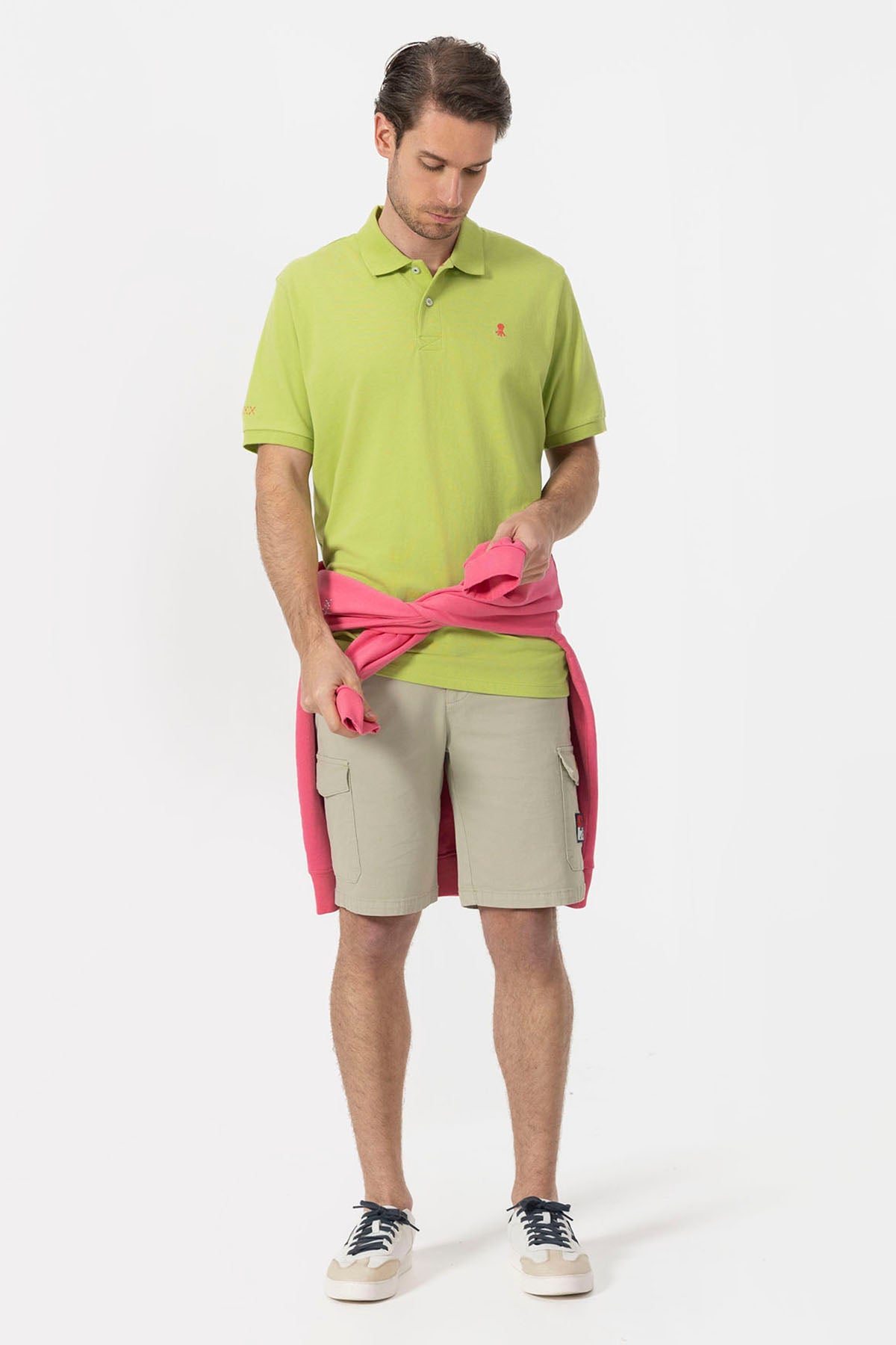 PISTACHIO GREEN CONTRASTING EMBROIDERY WASHED POLO