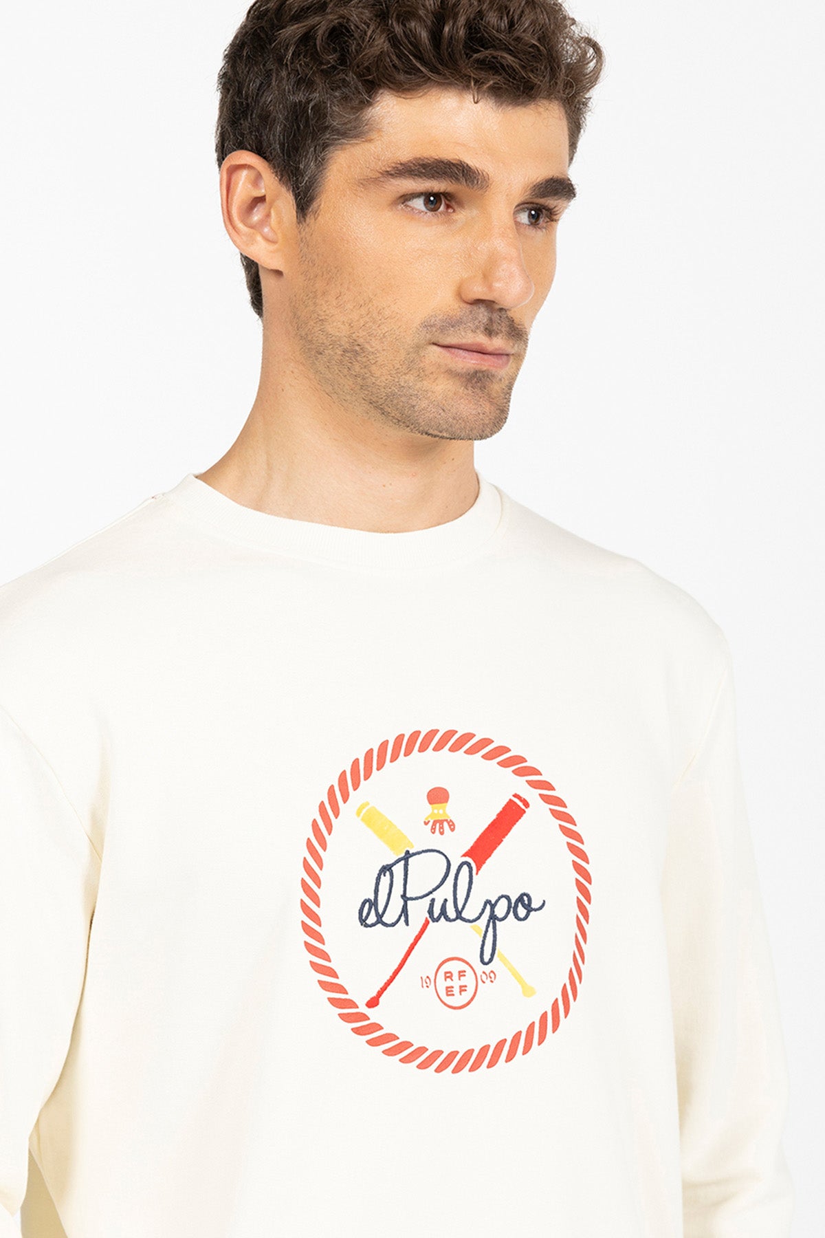 SUDADERA REMOS RFEF BLANCO ROTO