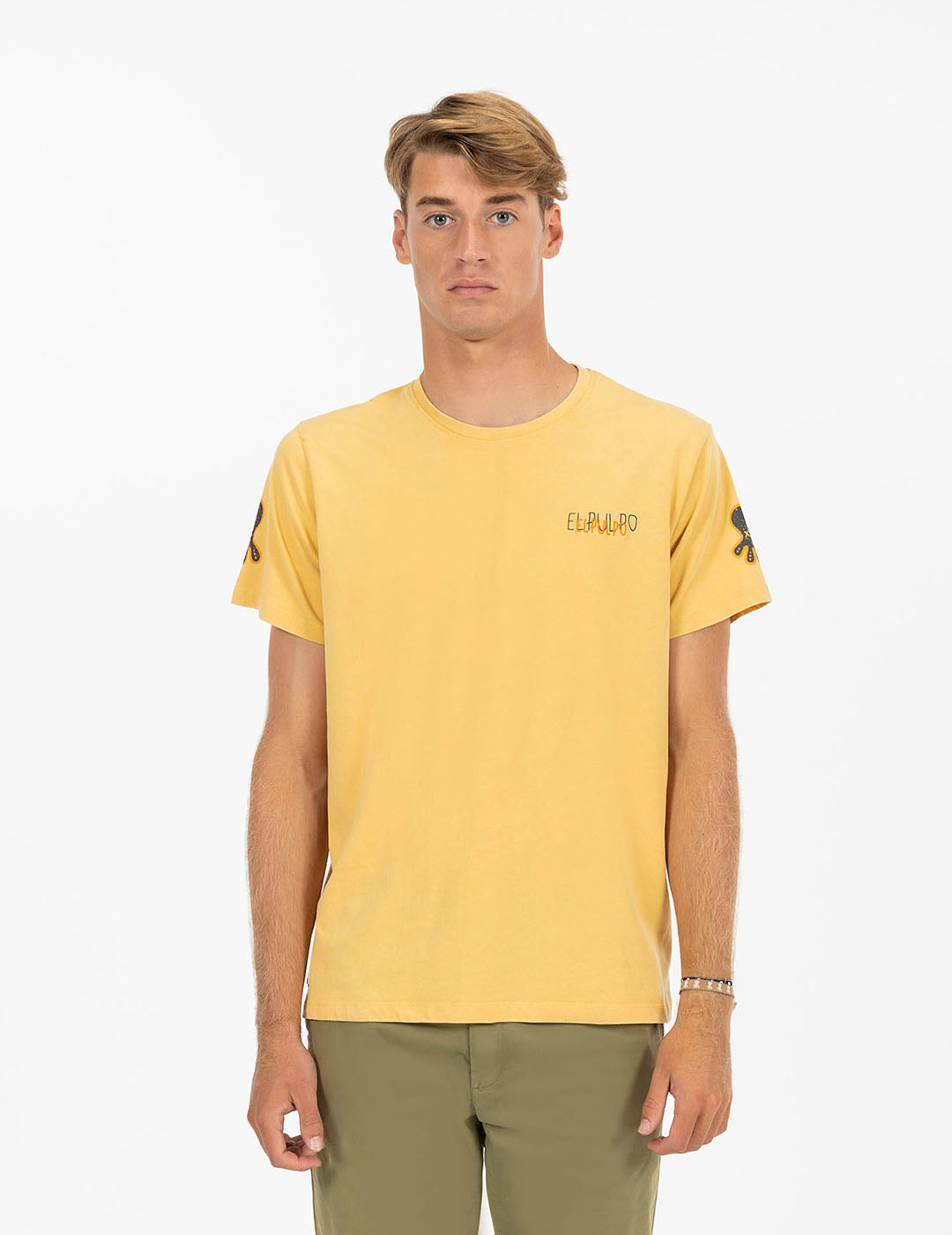 DELAVÉ MUSTARD TRIPLE LOGO PRINT T-SHIRT