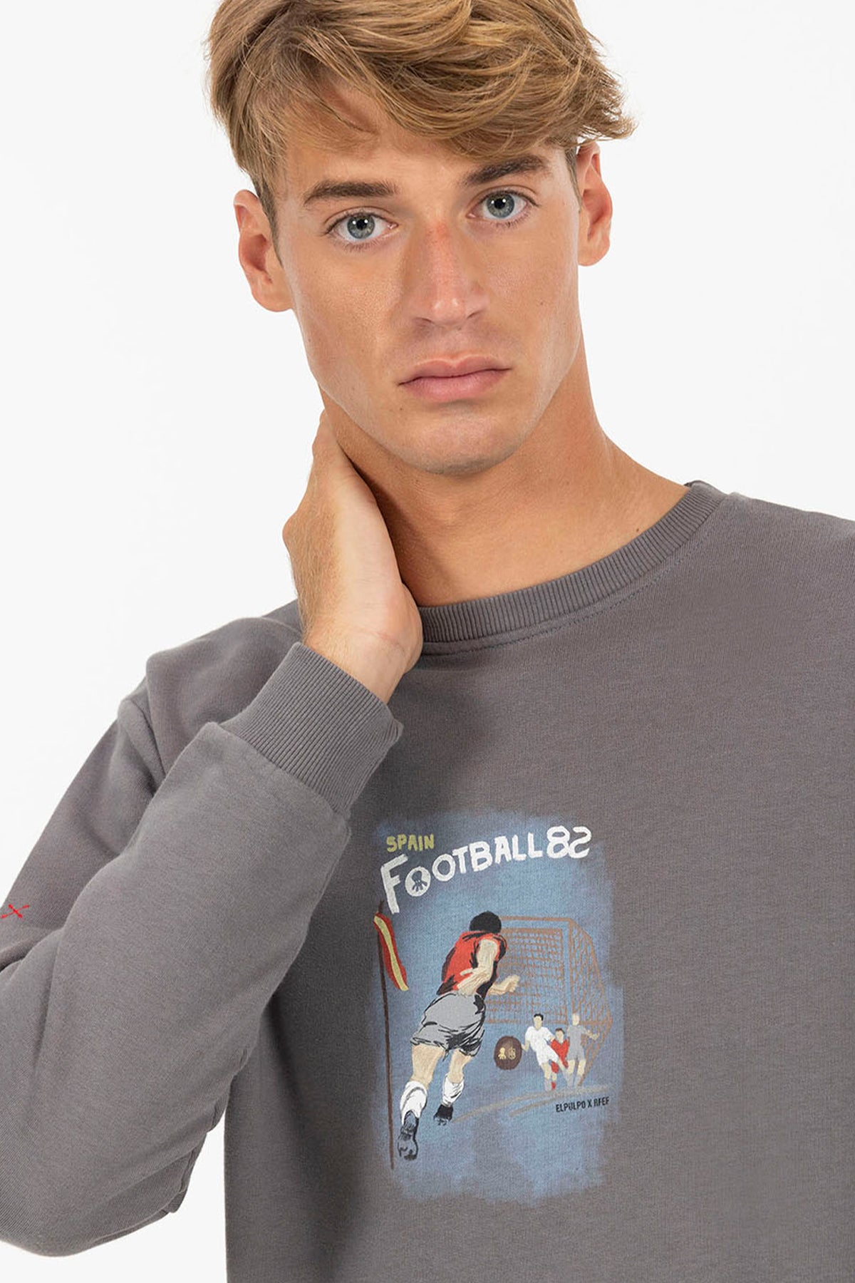 SUDADERA ESTAMPADO DIBUJADO FÚTBOL VINTAGE RFEF CARBÓN
