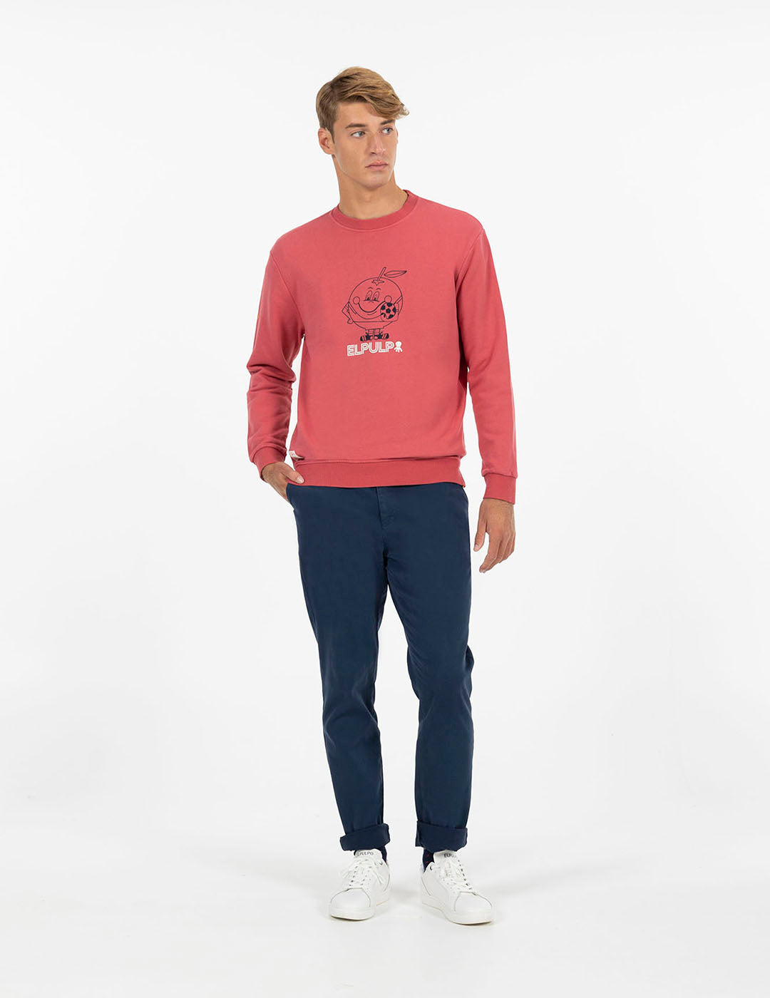 SUDADERA ESTAMPADO SILUETA CONTRASTE NARANJITO ROJO DELAVÉ