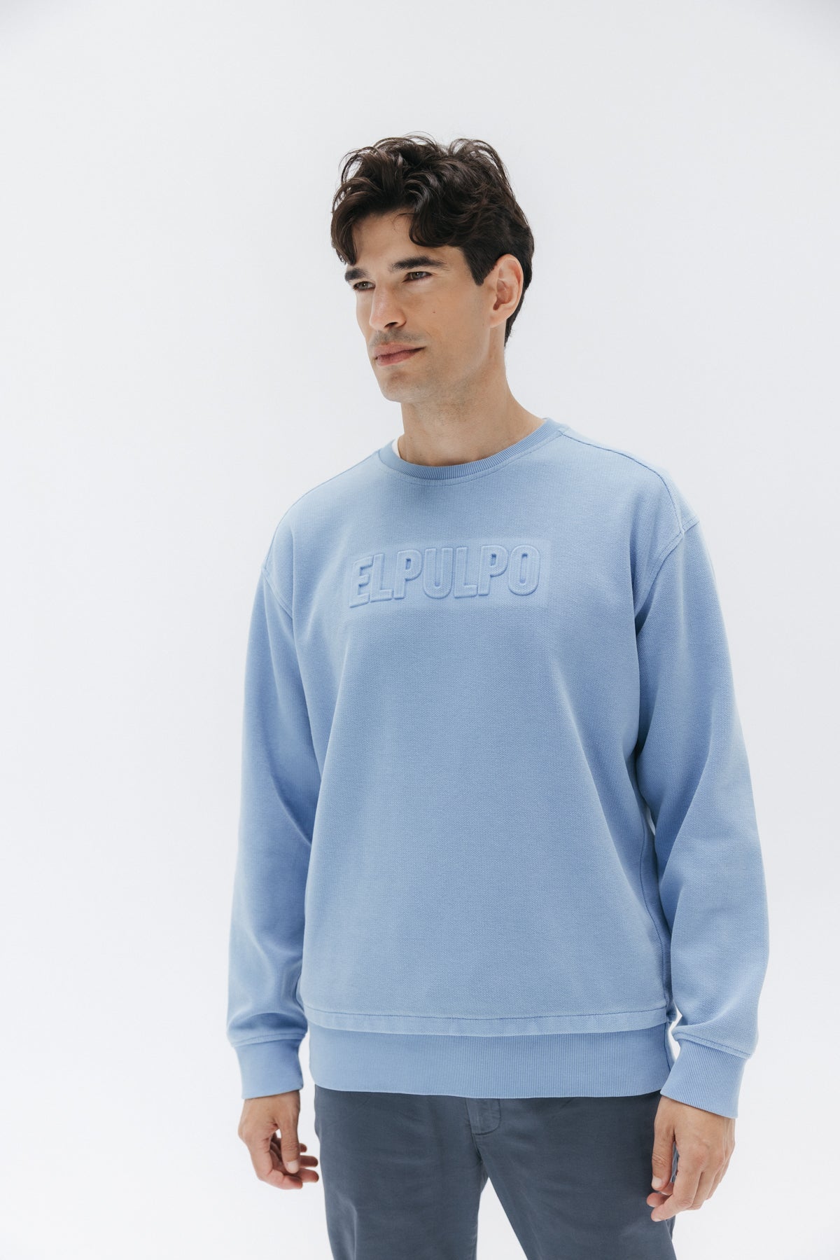 SUDADERA LAVADA ESTAMPADO RELIEVE HELSINKI ÍNDIGO