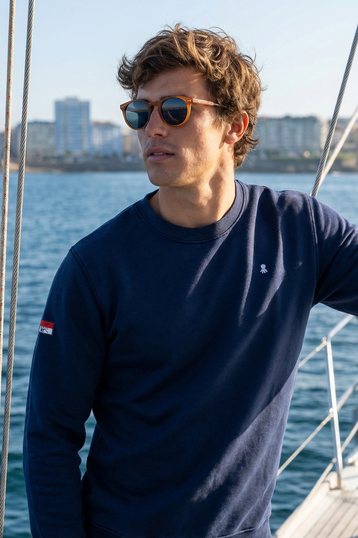 Sudadera bordado heritage azul marino