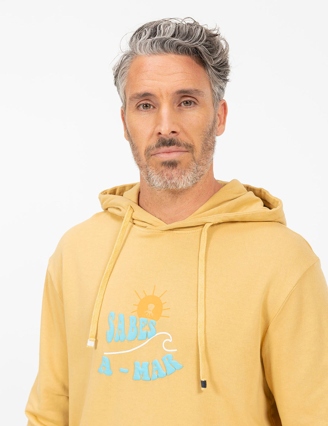 DELAVÉ MUSTARD SABES A-MAR PRINTED HOODED SWEATSHIRT