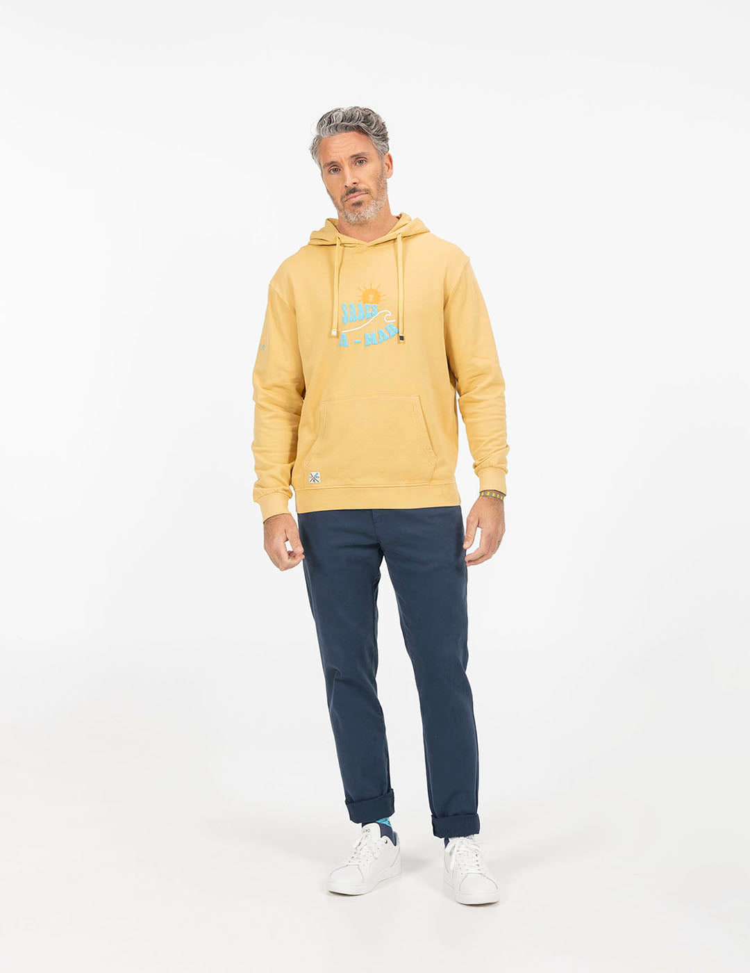 DELAVÉ MUSTARD SABES A-MAR PRINTED HOODED SWEATSHIRT