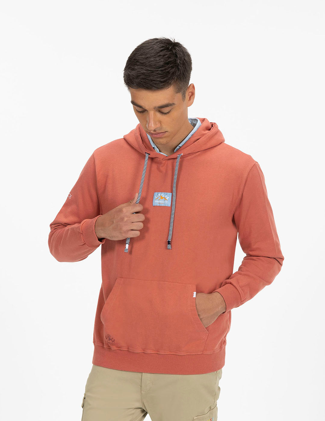 SUDADERA CAPUCHA ETIQUETA MONTAÑA ROSA FLAMINGO