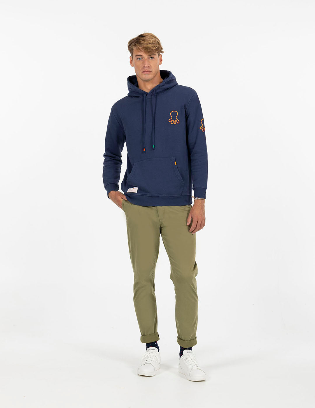 SUDADERA CAPUCHA ESTAMPADO TRIPLE LOGO NARANJITO AZUL MARINO DELAVÉ