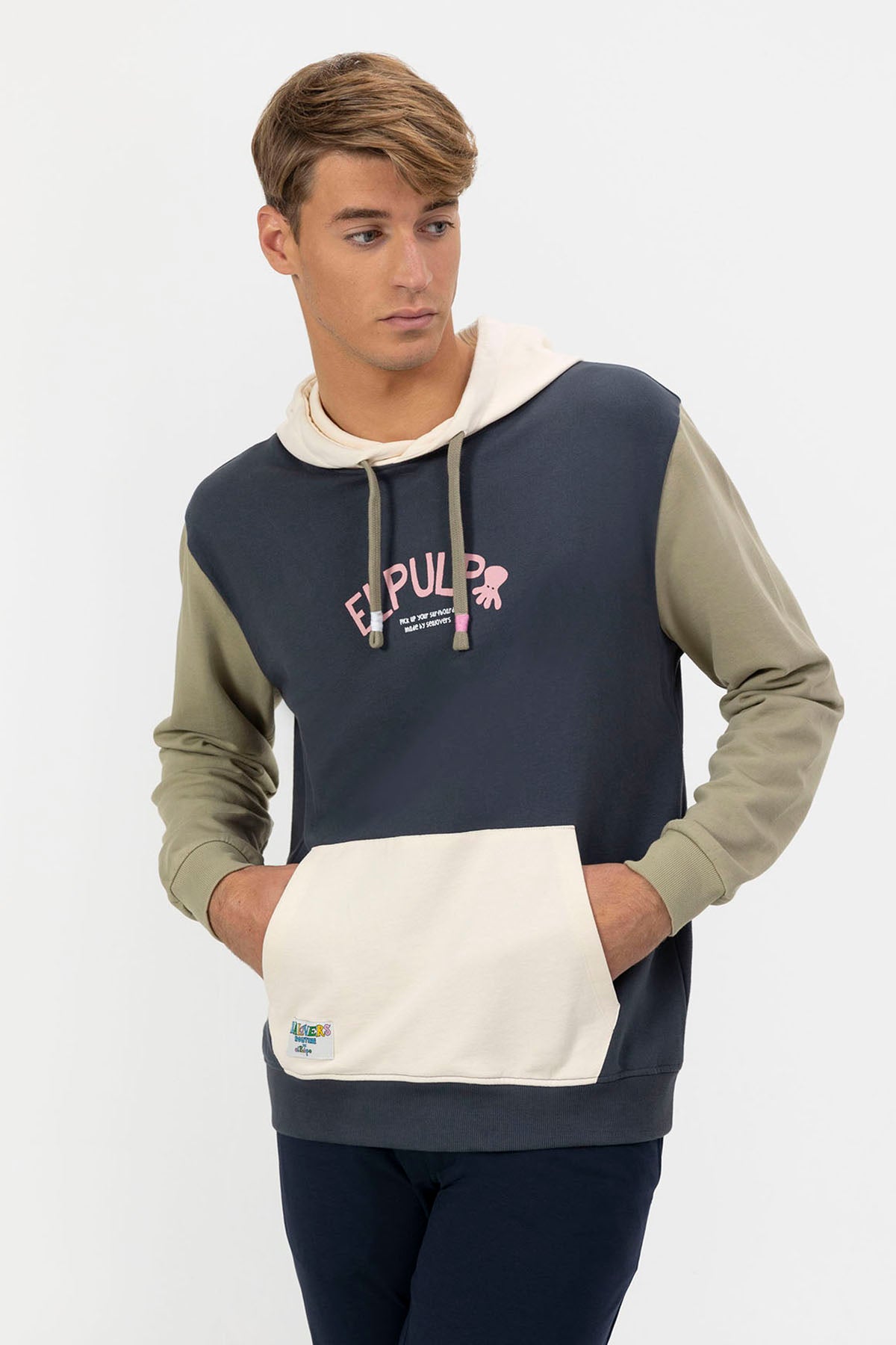 SUDADERA CAPUCHA COLOR BLOCK ESTAMPADO AZUL MARINO