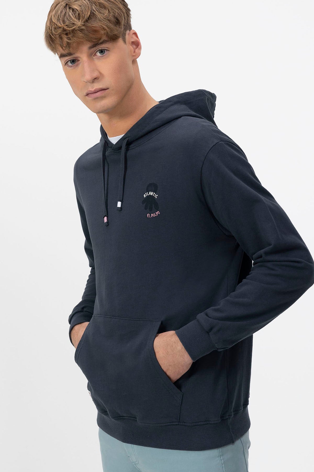 DELAVÉ NAVY BLUE ALL I NEED PRINT HOODIE