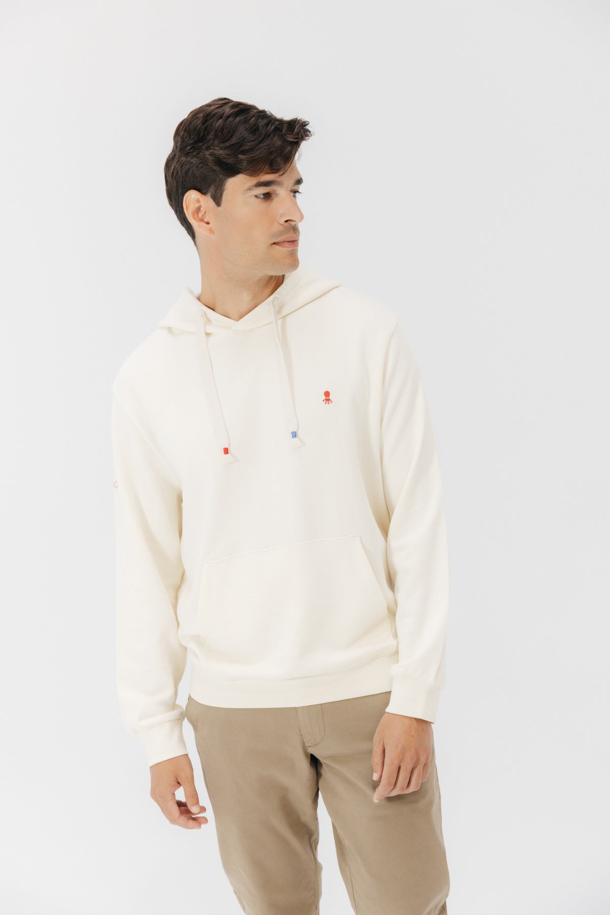 SUDADERA CAPUCHA LOGO BORDADO BLANCO ROTO