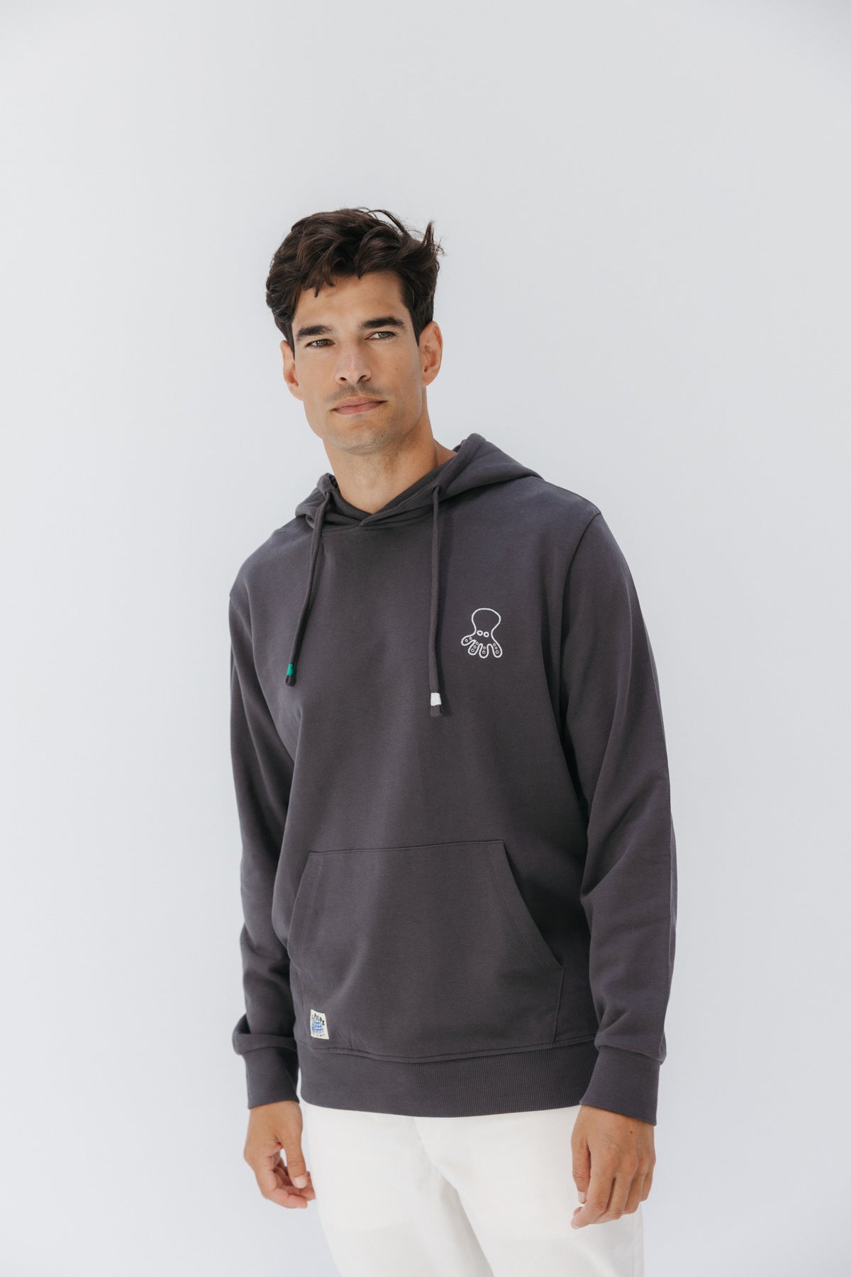 SUDADERA CAPUCHA WINTER POLES ANTRACITA