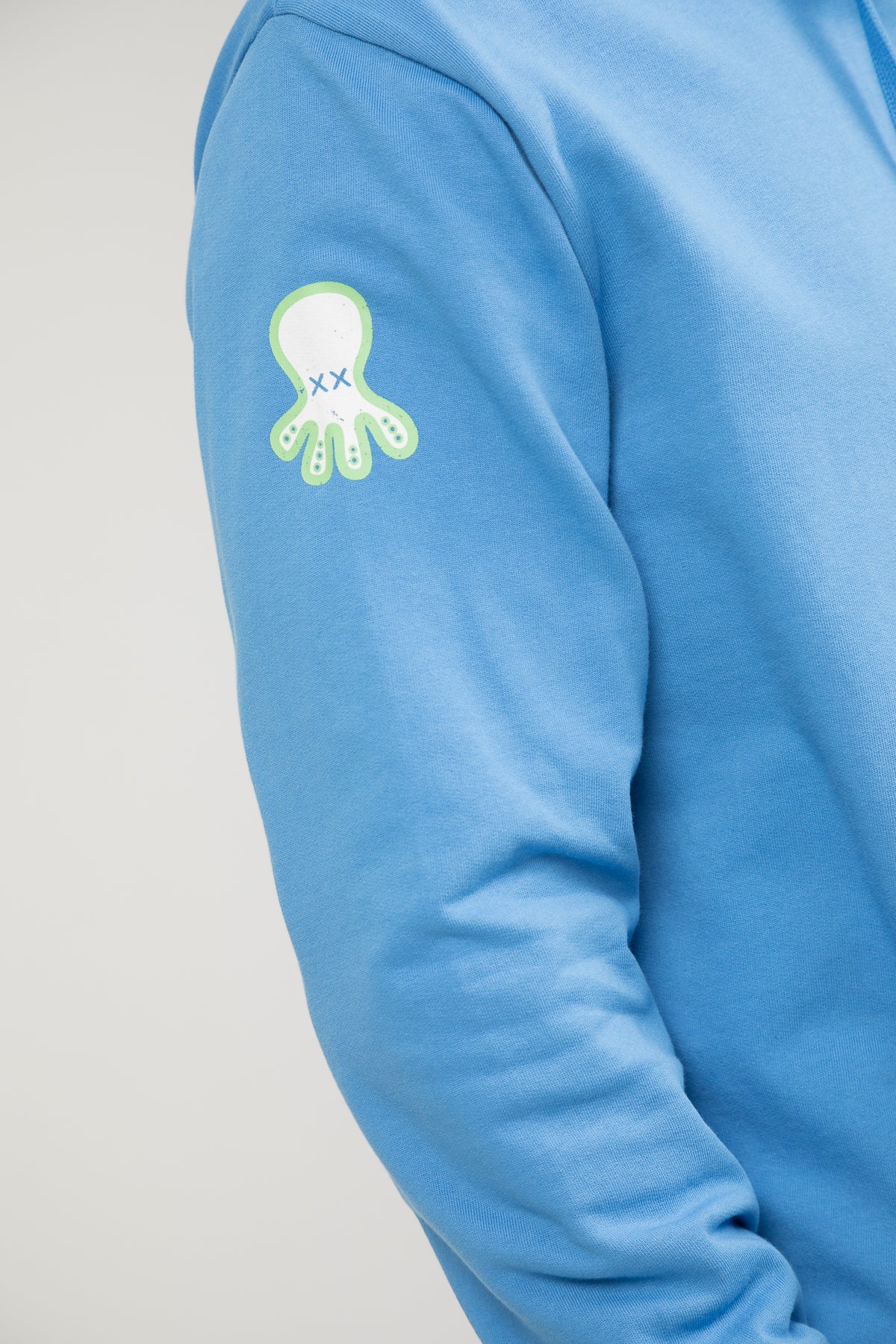 Sudadera capucha logo multiposición azul lavanda