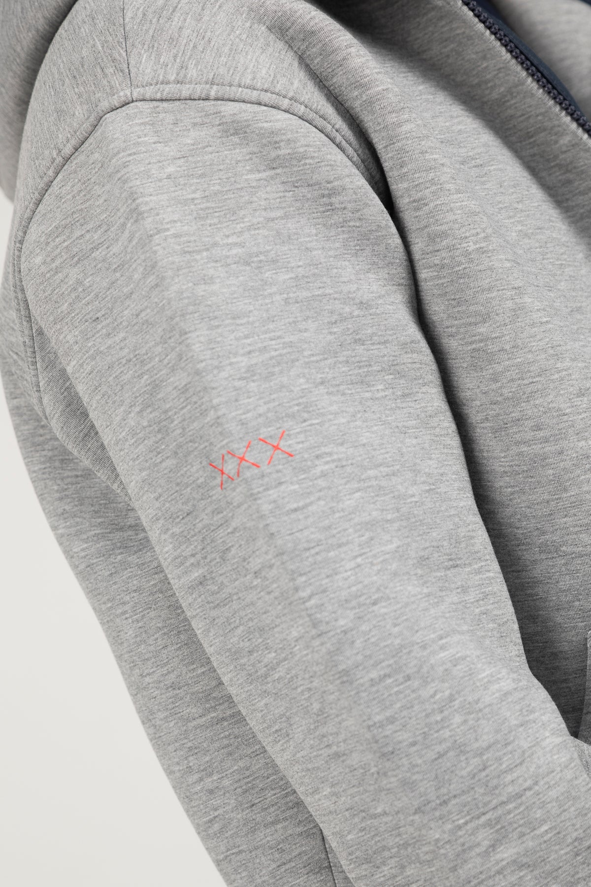 Sudadera capucha cremallera neopreno parche engomado gris vigoré