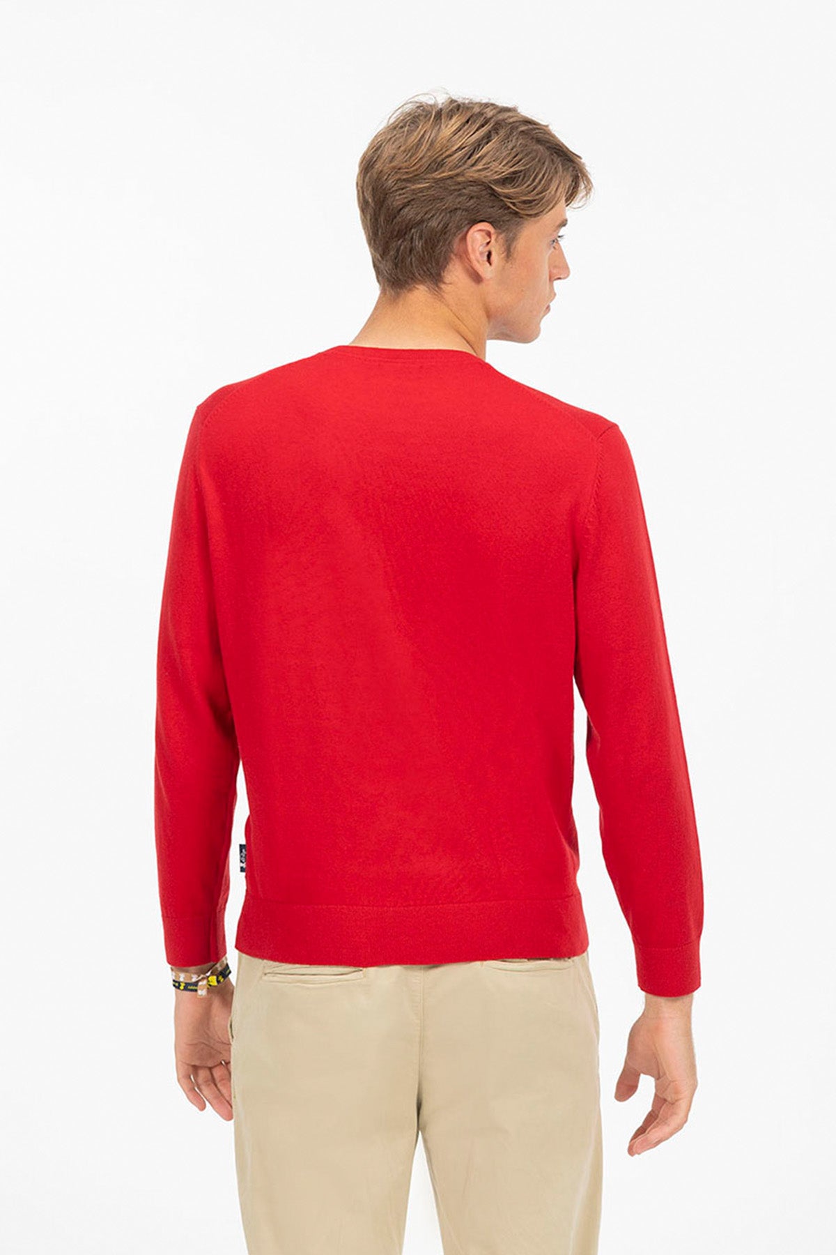 T-SHIRT COM LOGOTIPO CASTANHO E GOLA REDONDA MISTA