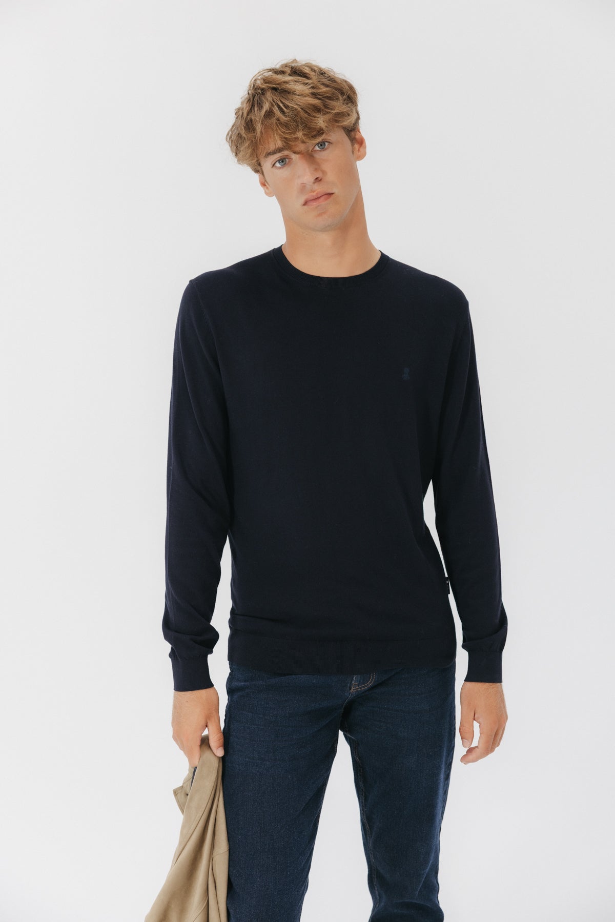 Jersey básico logo azul marino