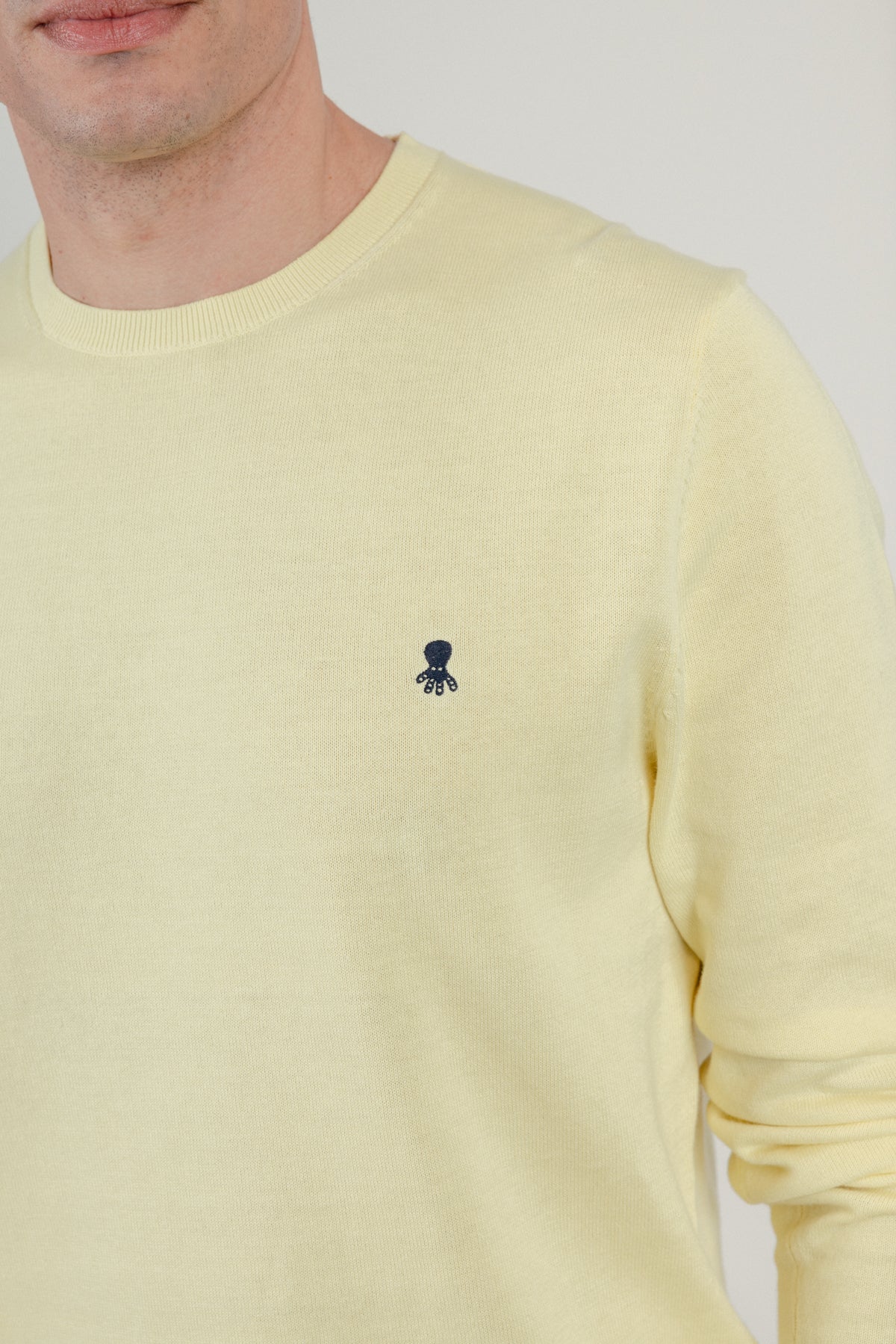 Jersey logo bordado amarillo limón