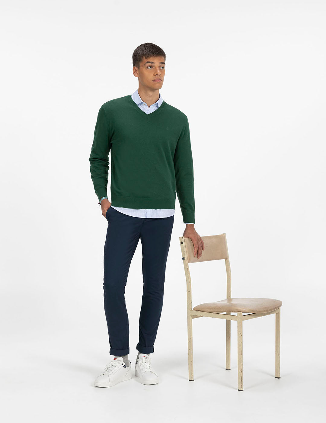 V-NECK SWEATER WITH BOTTLE GREEN LOGO MIX