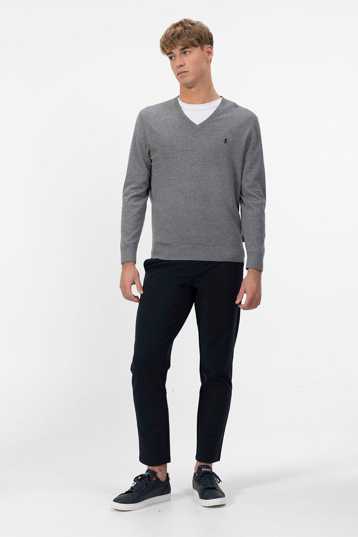 VIGORÉ GREY CREPE KNITTED V-NECK SWEATER