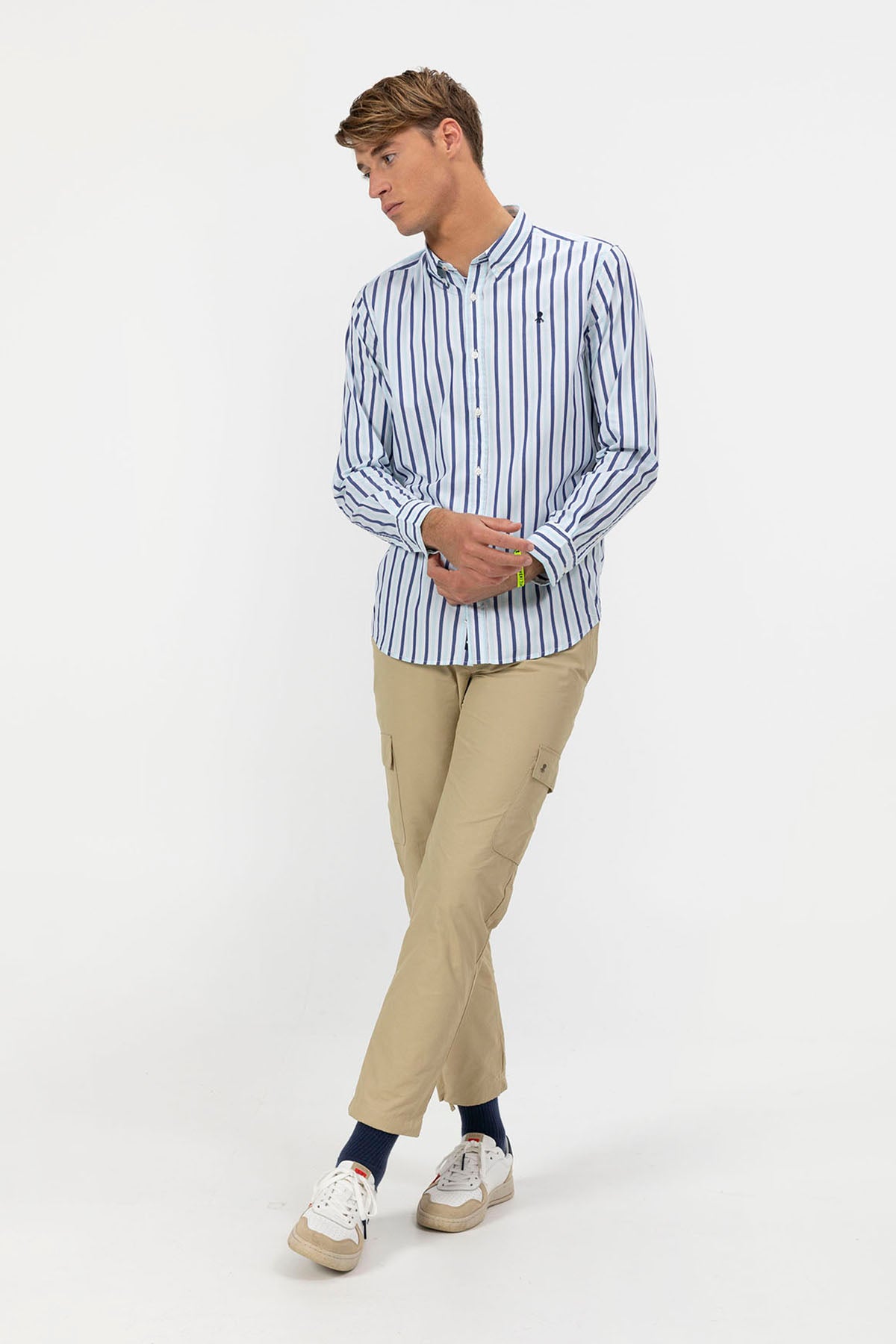 POPLIN BUTTON COLLAR SHIRT WITH TURQUOISE BLUE STRIPES