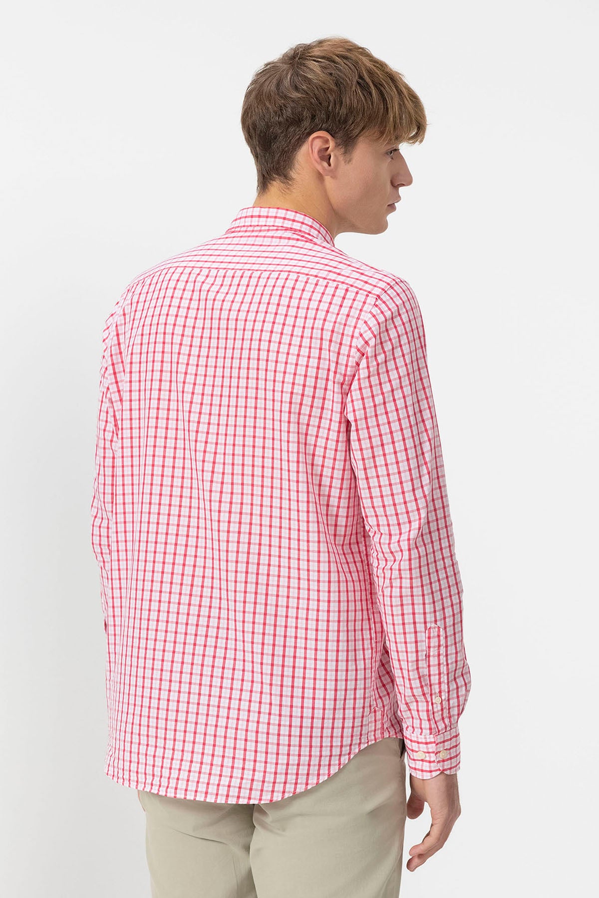 CAMISA CUELLO BOTÓN POPELÍN CUADROS ROSA