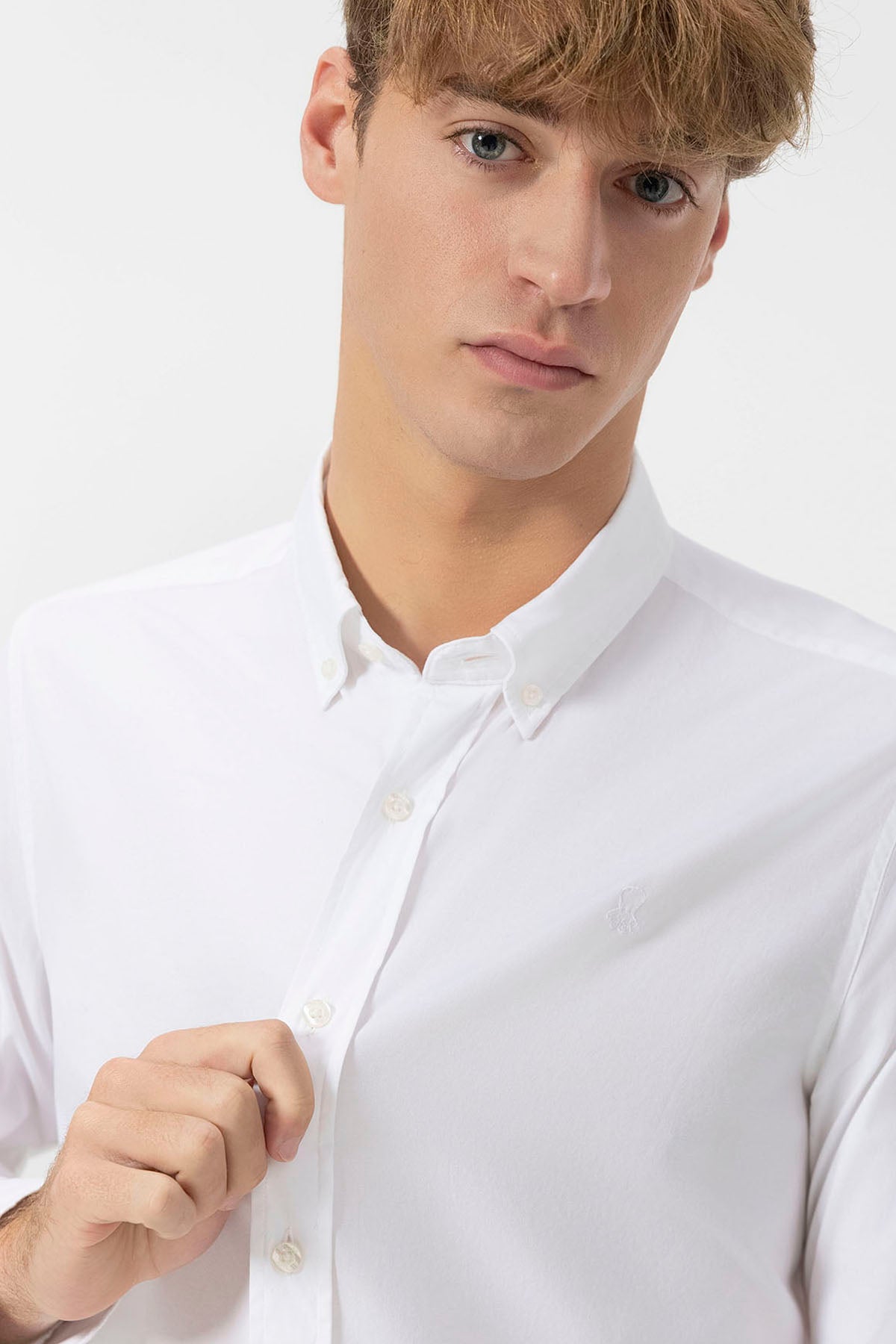 PURE WHITE STRETCH POPLIN BUTTON-UP COLLAR SHIRT