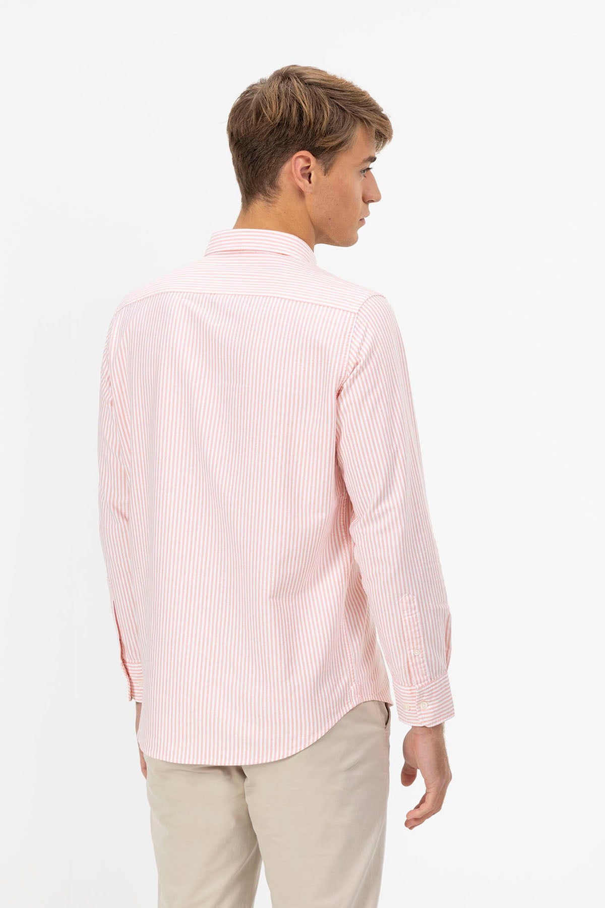 CAMISA OXFORD CUELLO BOTÓN RAYAS NARANJA