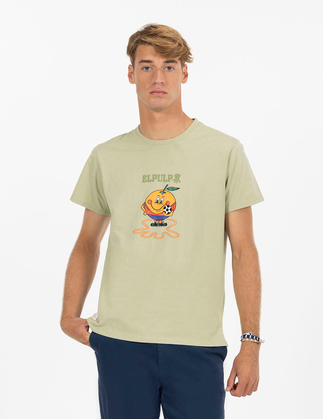 OCTOPUS AND ORANGE PRINT T-SHIRT IN SAGE GREEN