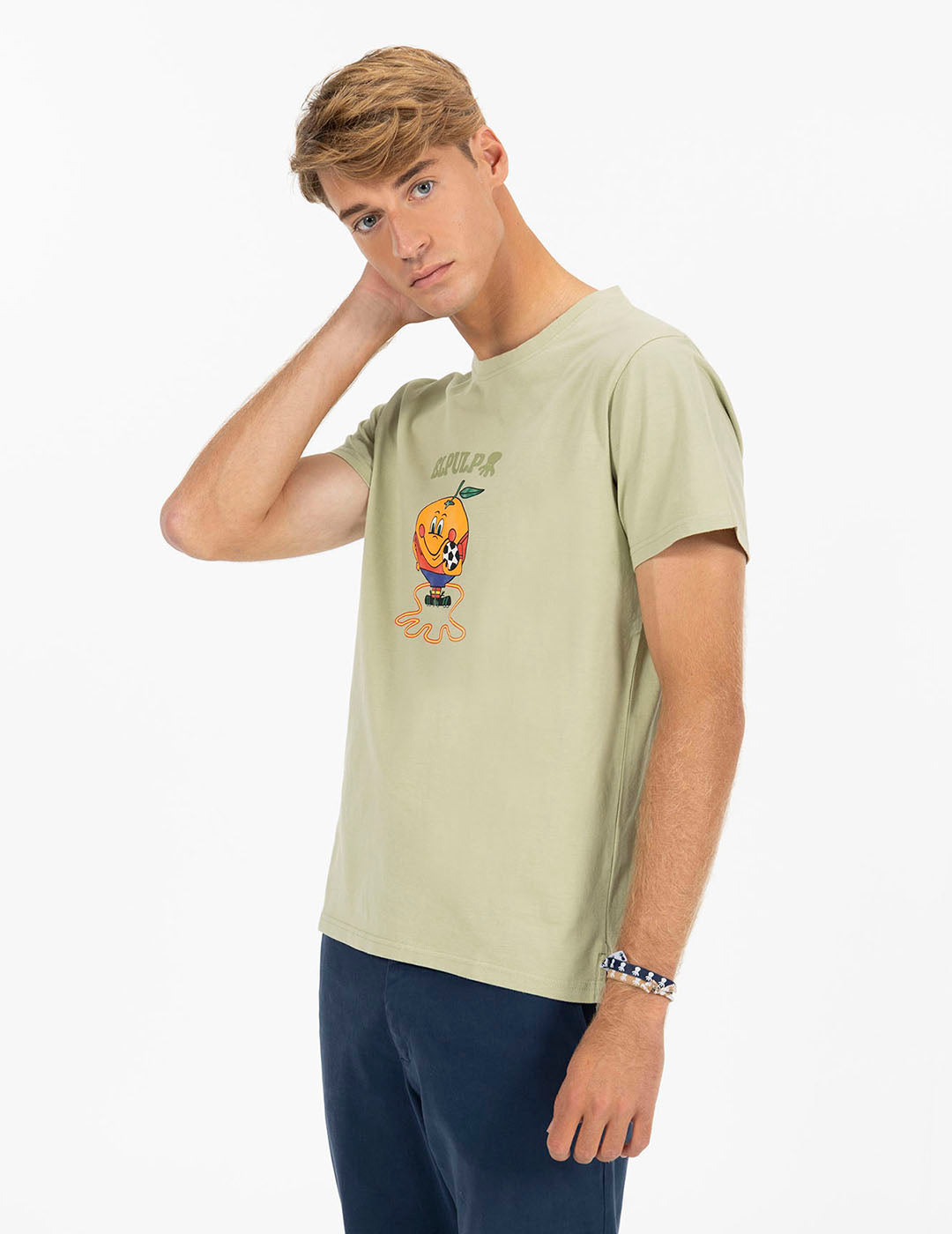 OCTOPUS AND ORANGE PRINT T-SHIRT IN SAGE GREEN