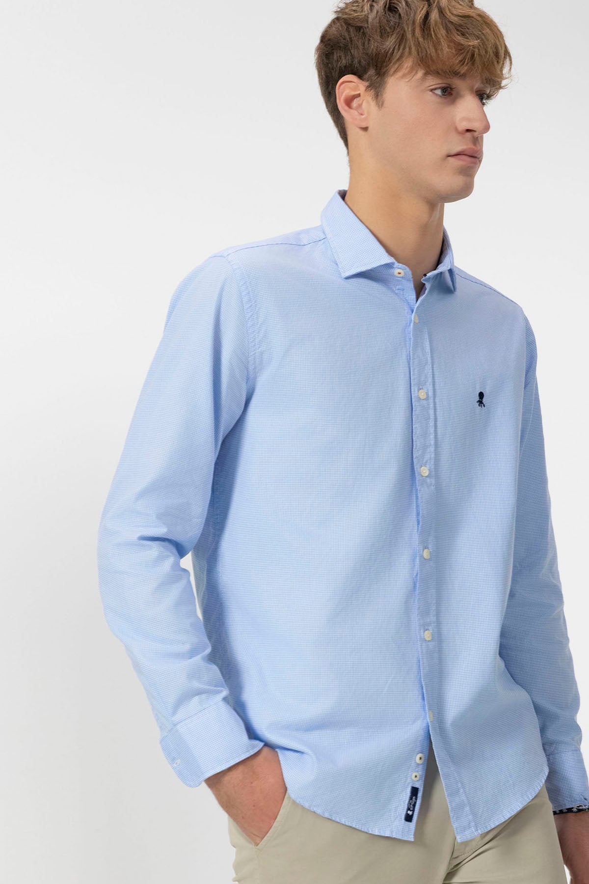 CAMISA CUELLO ITALIANO MICRO PATA DE GALLO LINO AZUL CELESTE