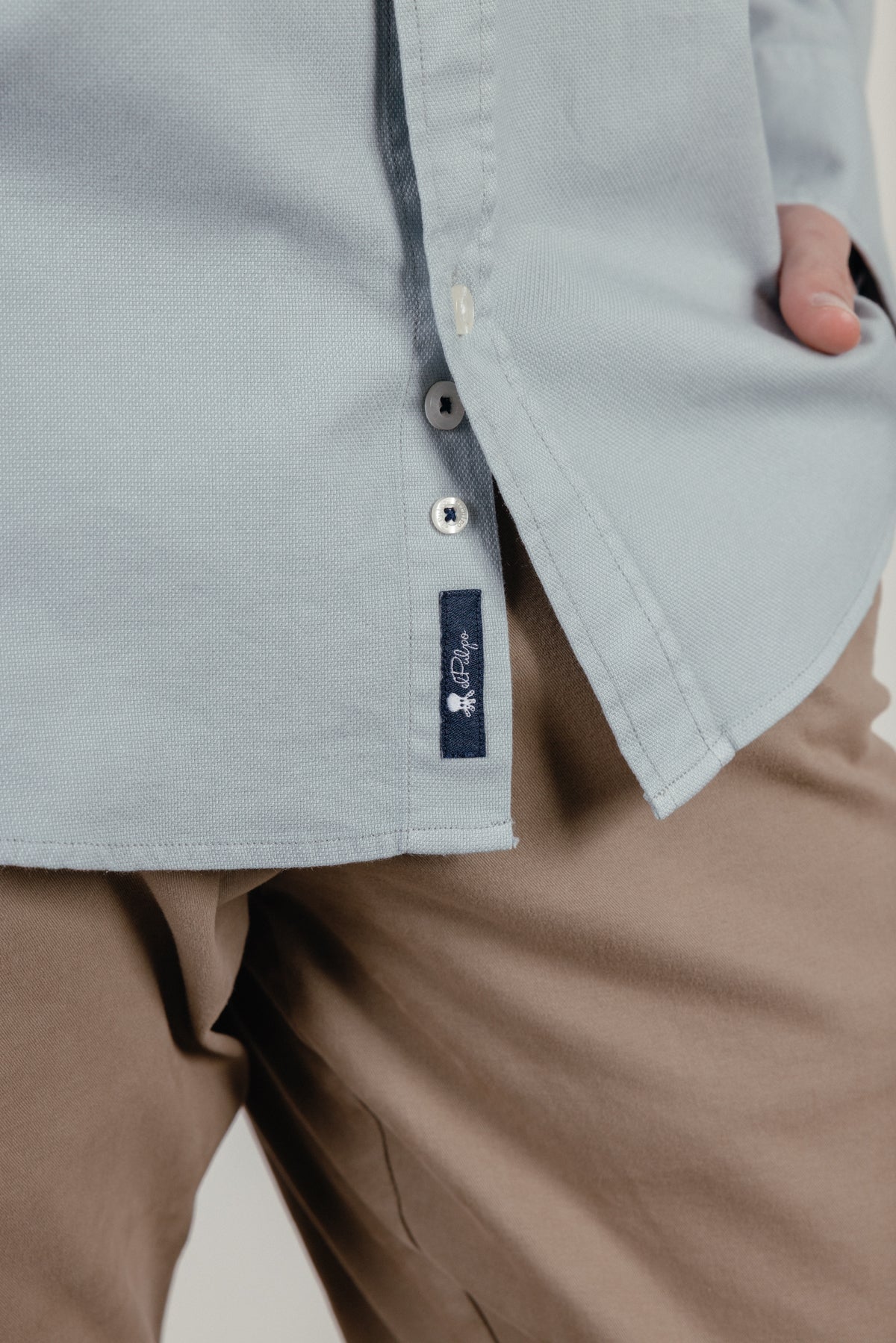 Camisa casual estructura garment dyed azul delavé